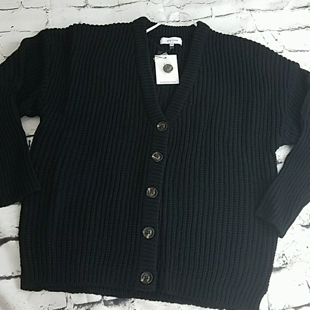 John + Jen Oversized boyfriend cardigan / sweater sz M.